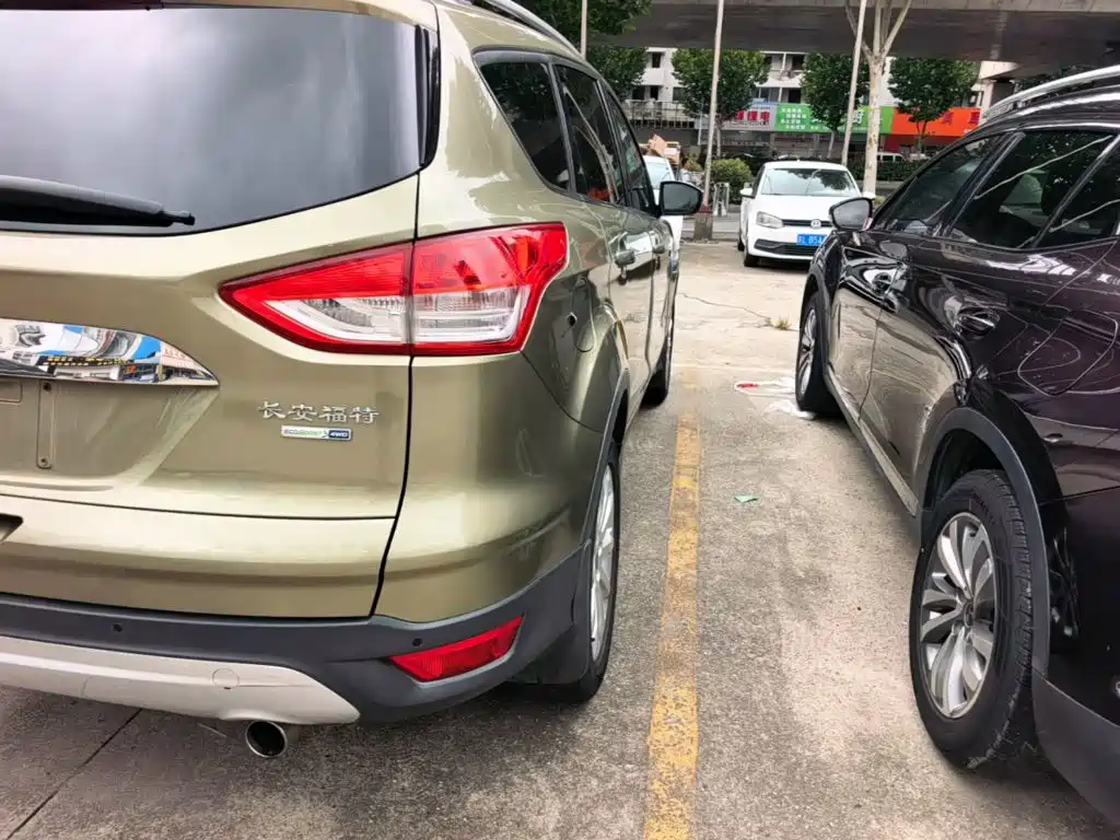 Ford Kuga — миниатюра 8