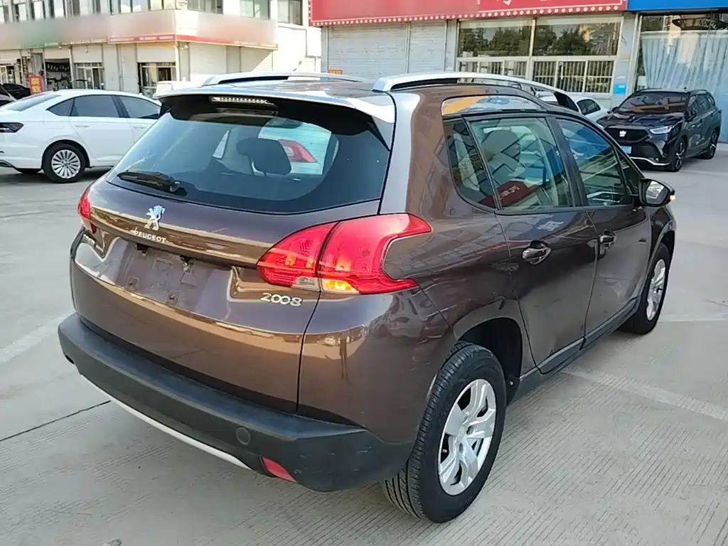 Peugeot 2008 — миниатюра 7