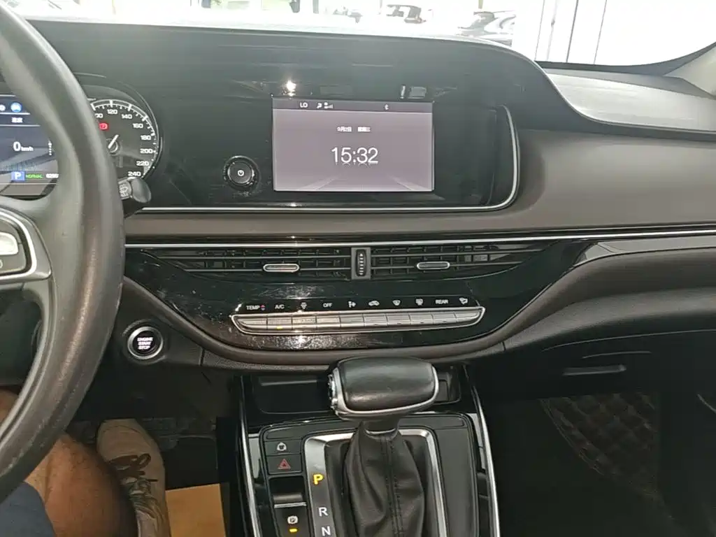 GAC Motor Trumpchi M6 — миниатюра 13