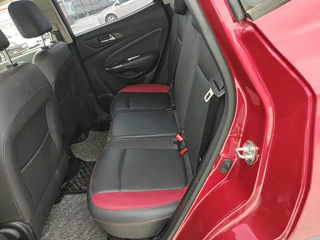 Changan CS15 — миниатюра 17