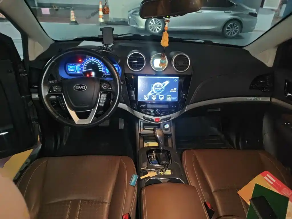BYD S7 — миниатюра 10