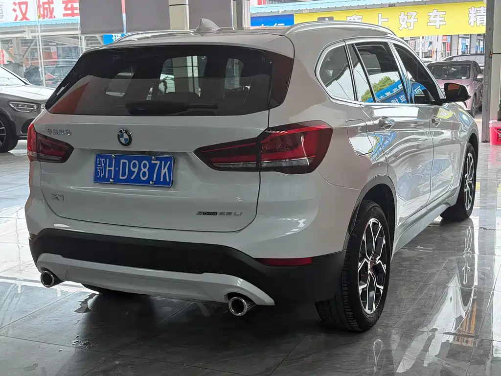 BMW X1 — миниатюра 15