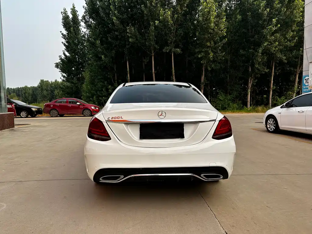 Mercedes-Benz C-Class — миниатюра 5
