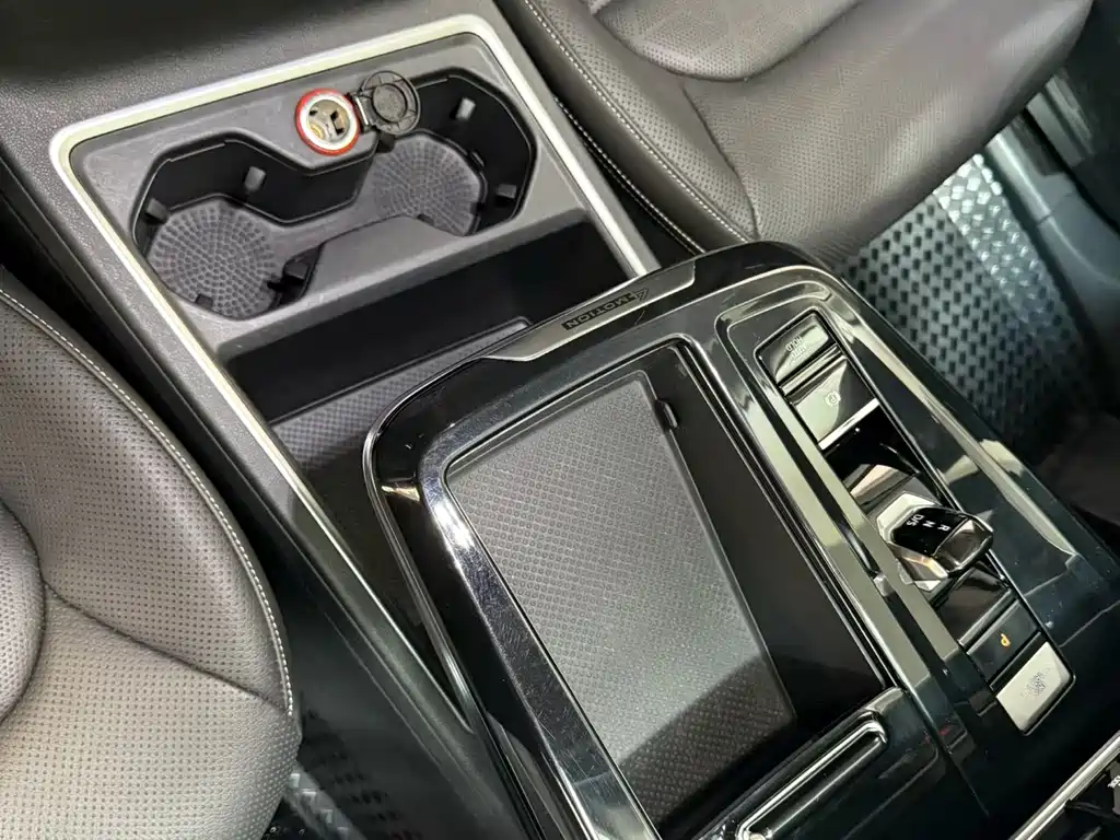 Volkswagen Viloran 2021 380TSI Luxury Pro