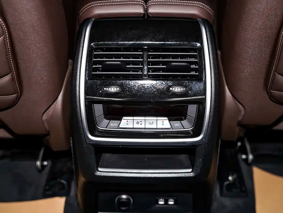 BMW X5 — миниатюра 33