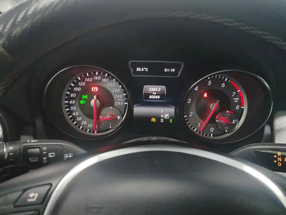 Mercedes-Benz GLA — миниатюра 14