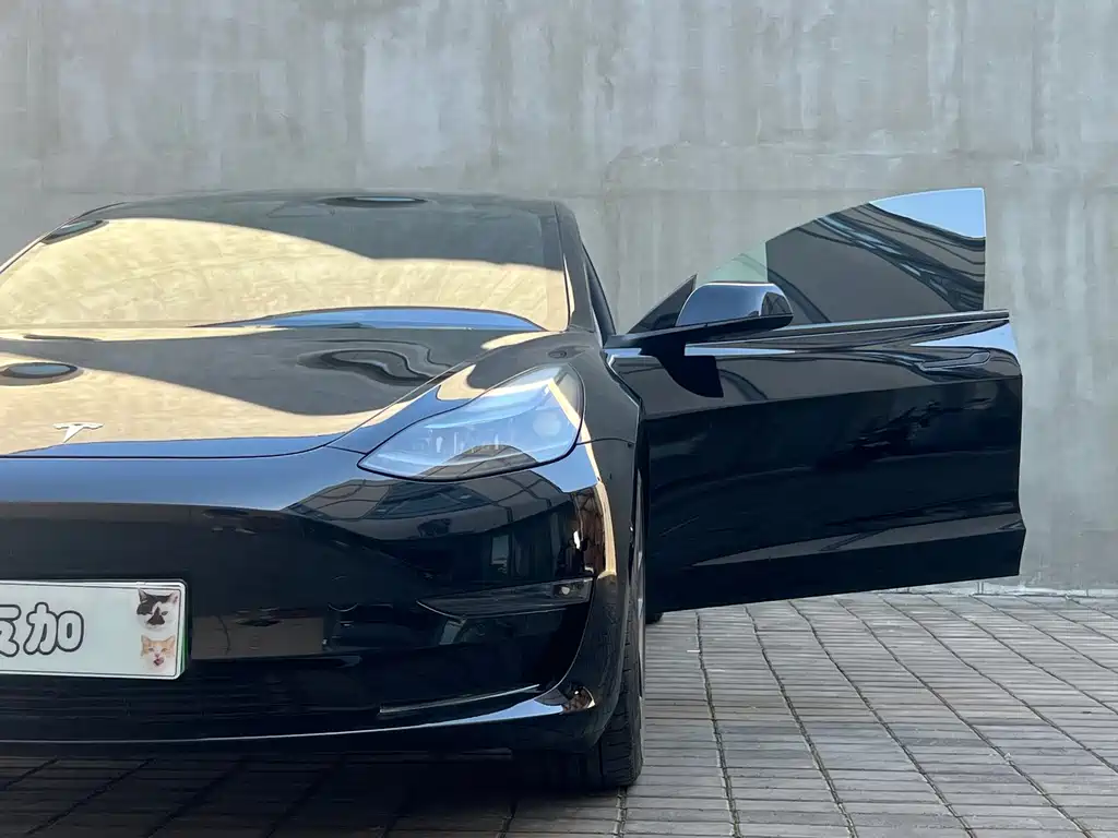 Tesla Model 3 — фотографии объявления, Фото 5
