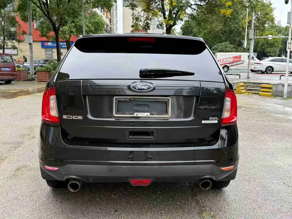 Ford Edge (Import) — миниатюра 4
