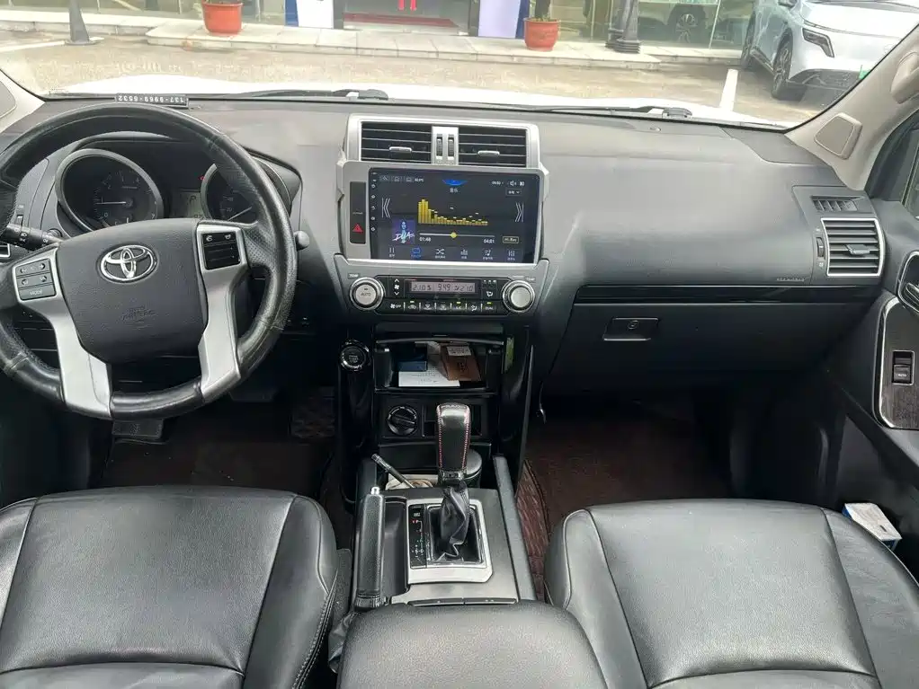 Toyota Prado — миниатюра 5