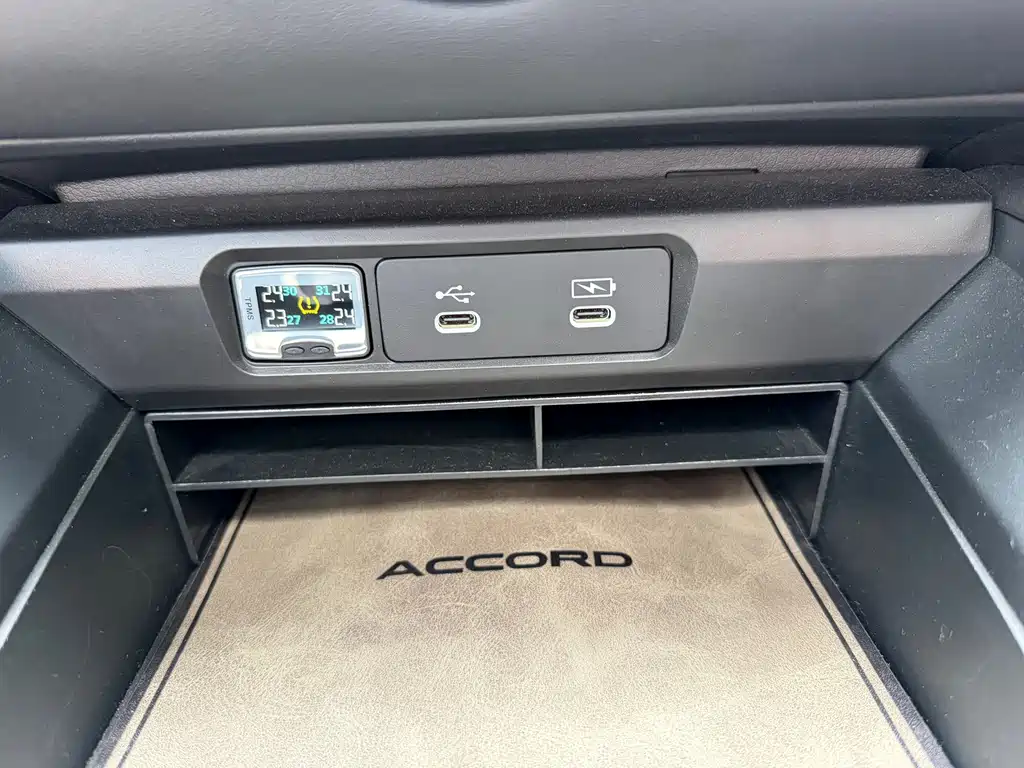 Honda Accord — миниатюра 14