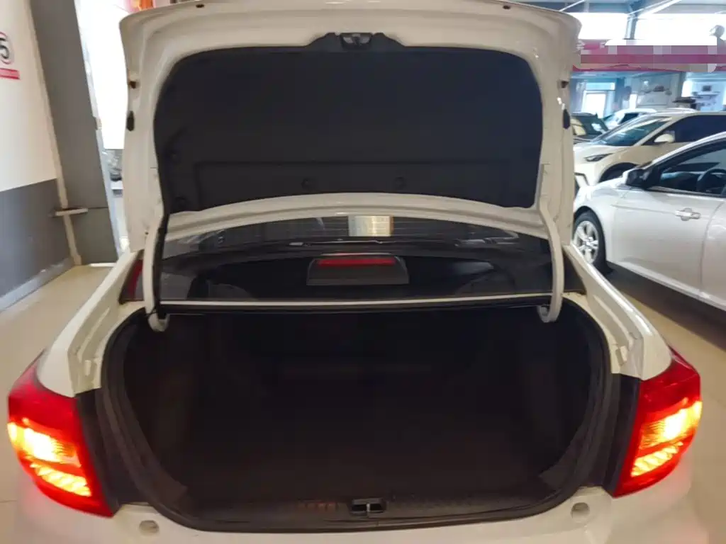 Geely Vision — миниатюра 19