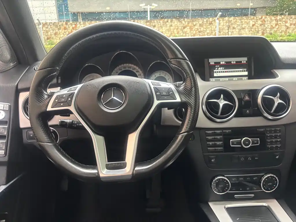 Mercedes-Benz GLK-Class — миниатюра 12