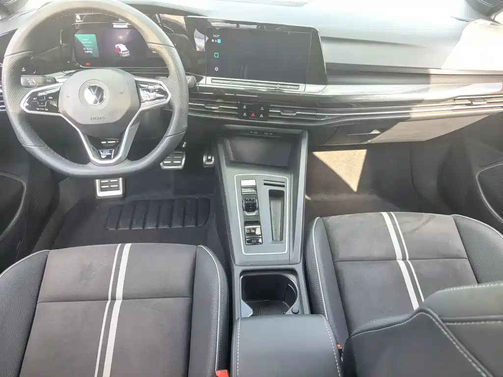 Volkswagen Golf — миниатюра 8