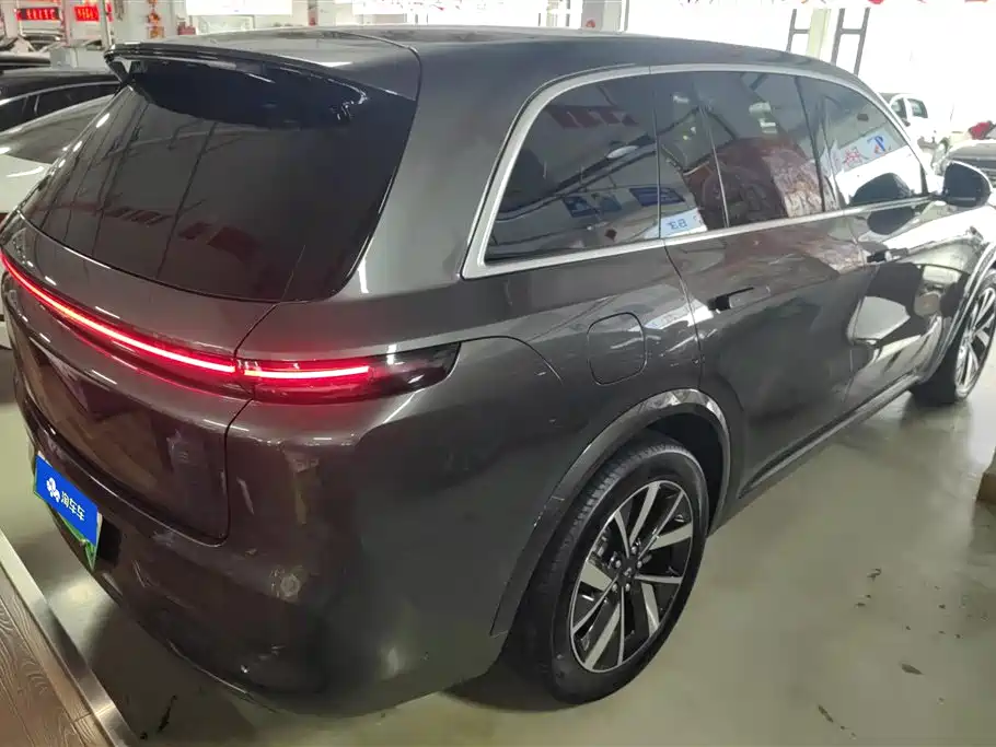 Li Auto L8 2023 Air