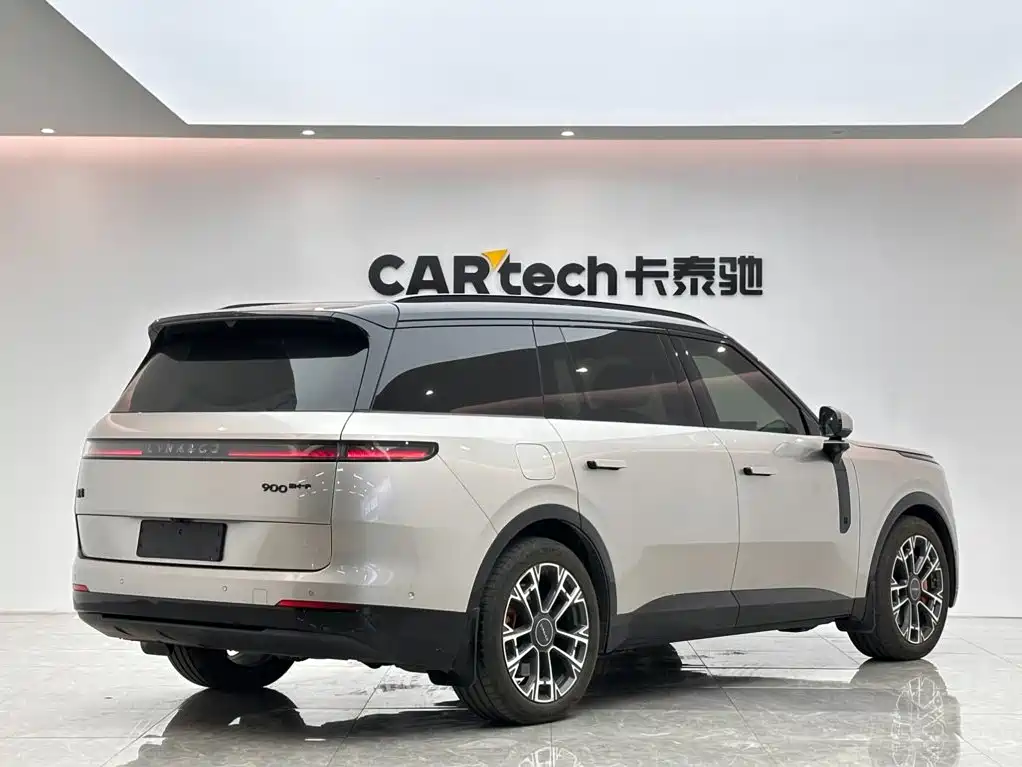 Lynk & Co 900 — миниатюра 5