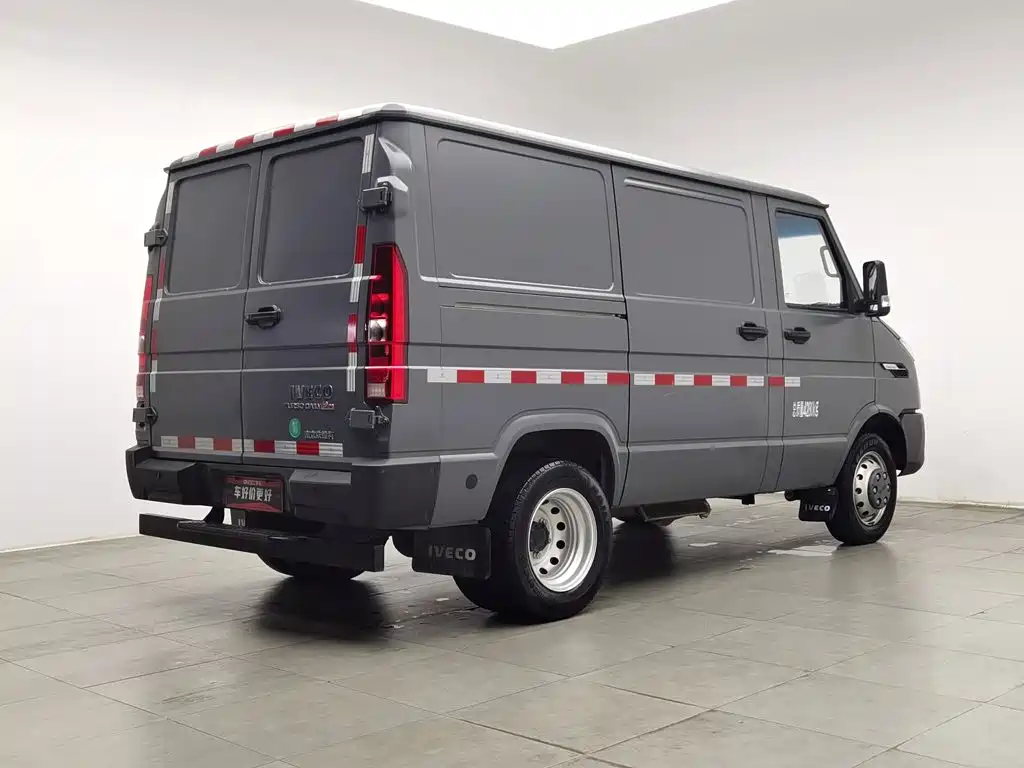 IVECO Daily — миниатюра 2