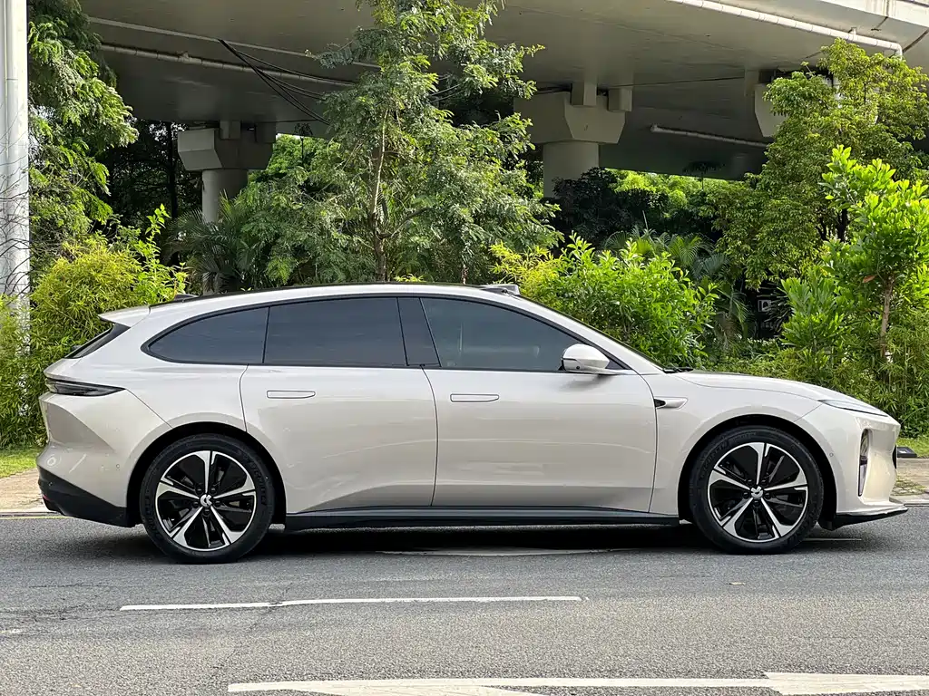NIO ET5T — миниатюра 4