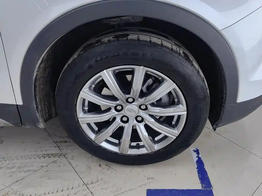 Cadillac XT4 2022 28T Luxury