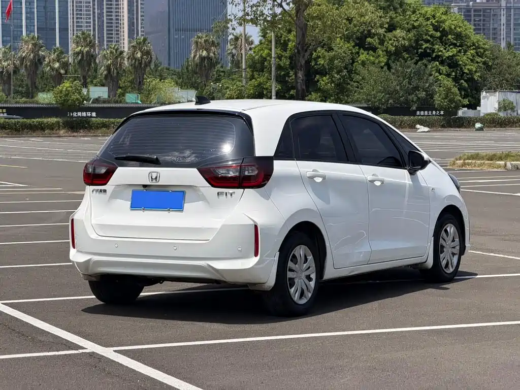 Honda Fit — миниатюра 5