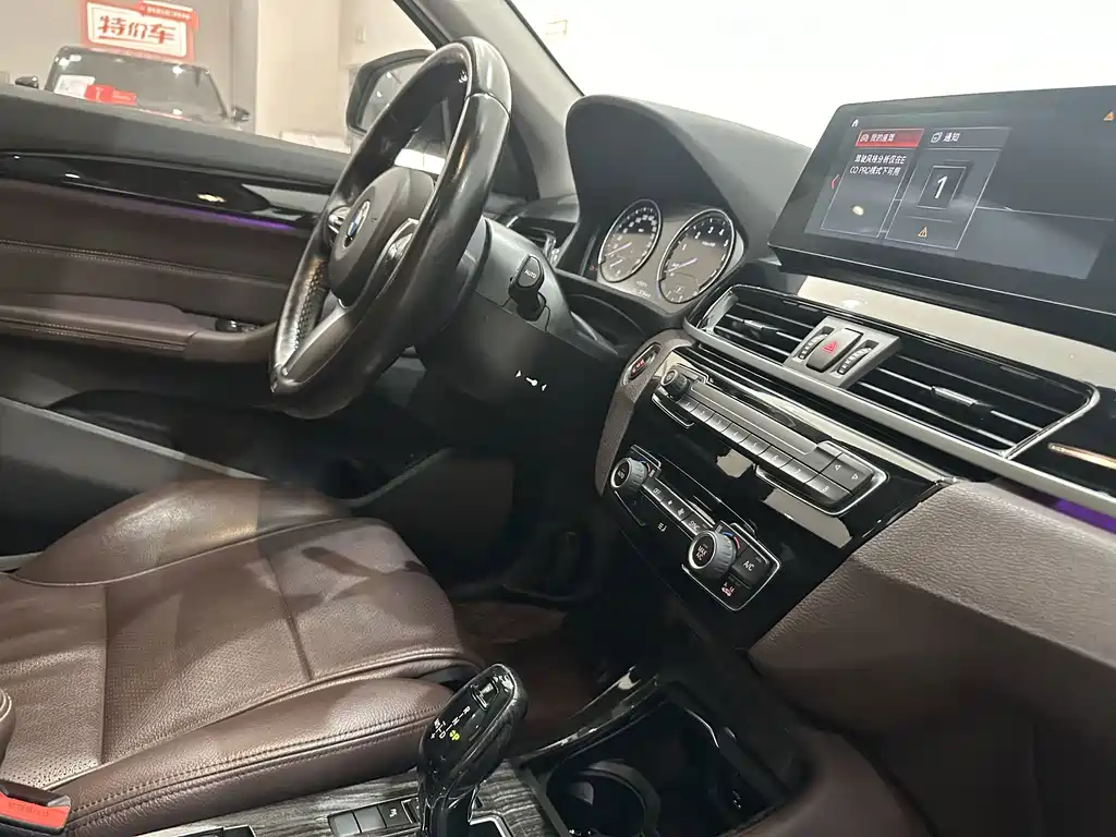 BMW X1 — миниатюра 14