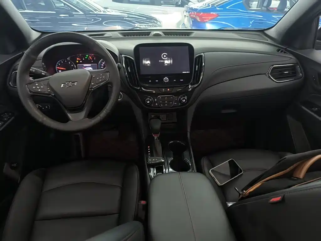 Chevrolet Equinox — миниатюра 10