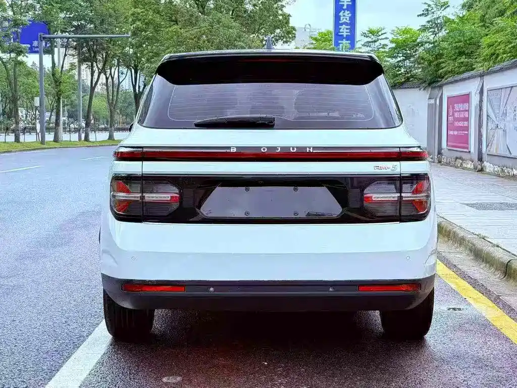 Baojun RM-5 — миниатюра 8