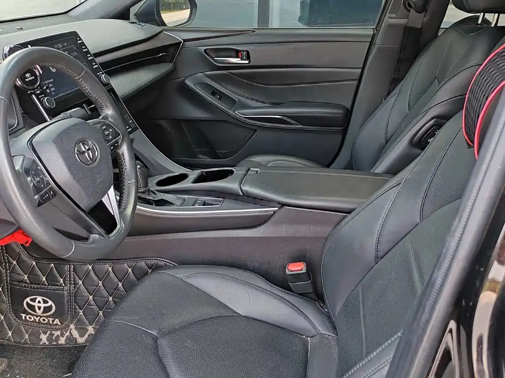 Toyota Avalon — миниатюра 9