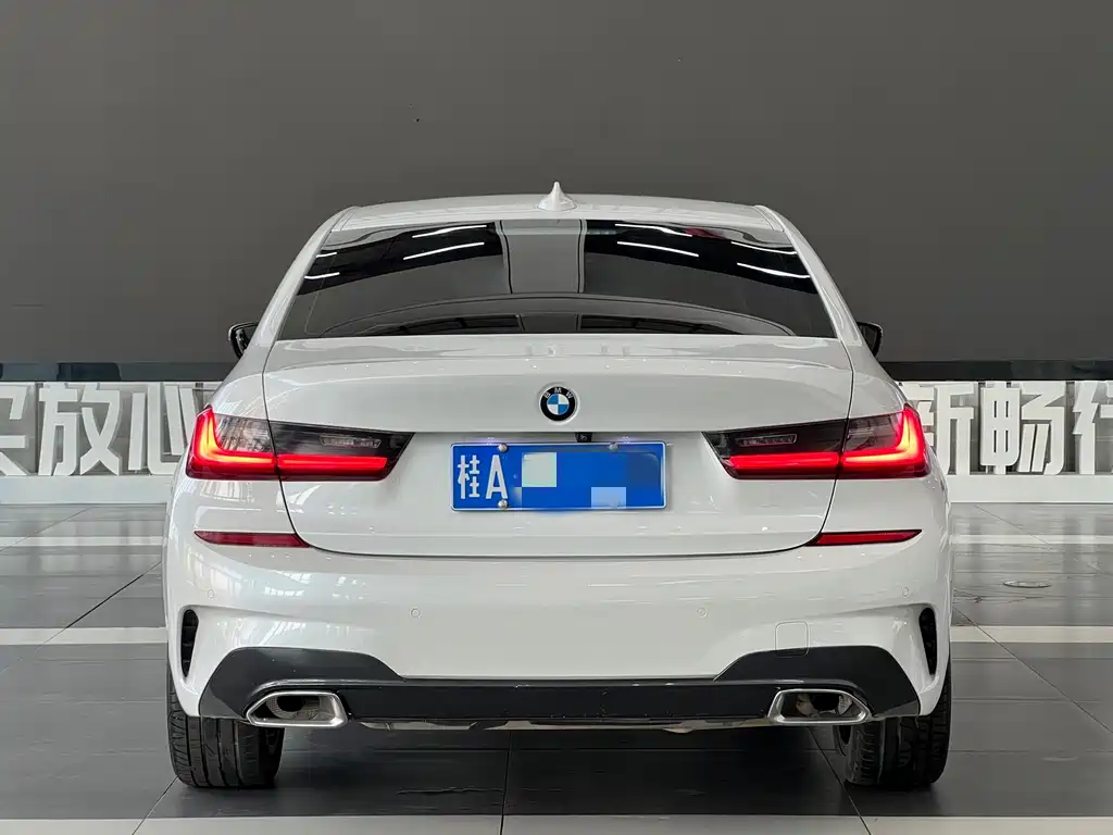 BMW 3 Series — миниатюра 15