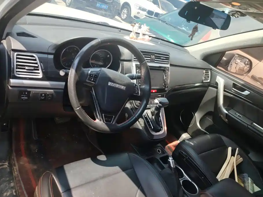 Haval M6 — миниатюра 12