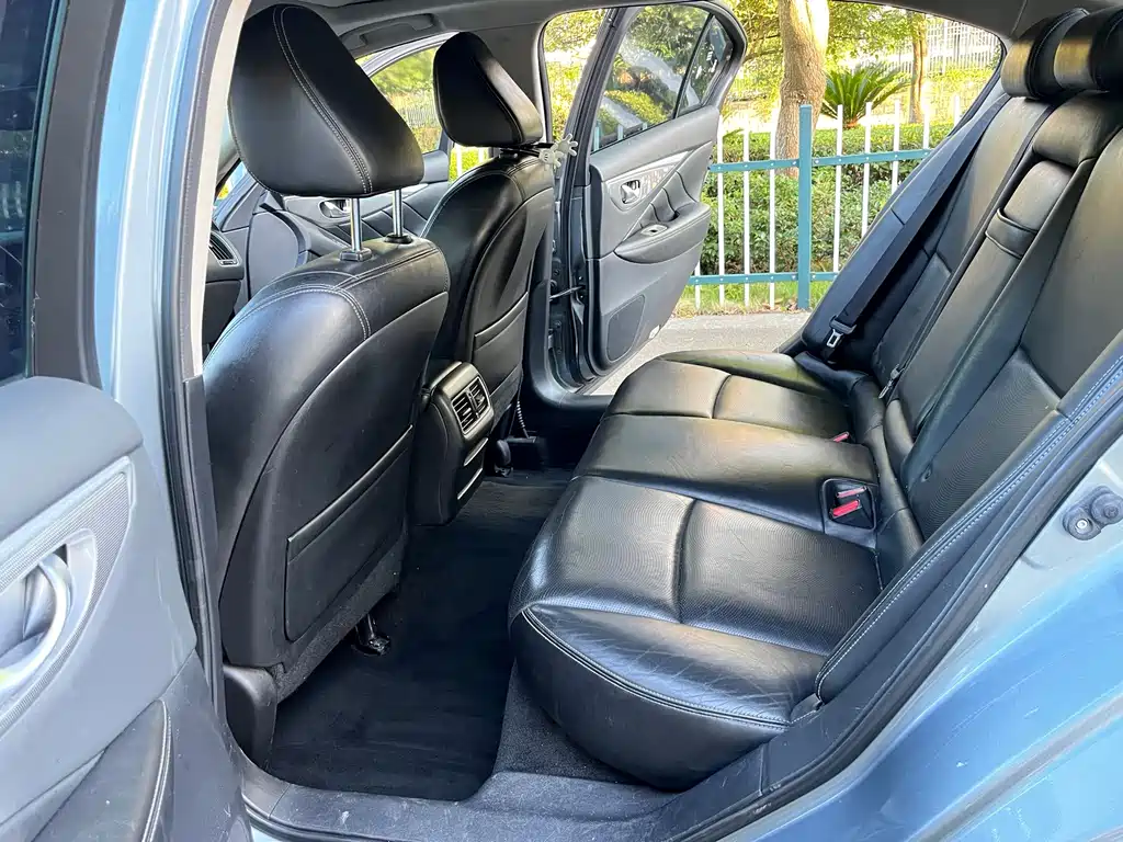 Infiniti Q50L — миниатюра 6