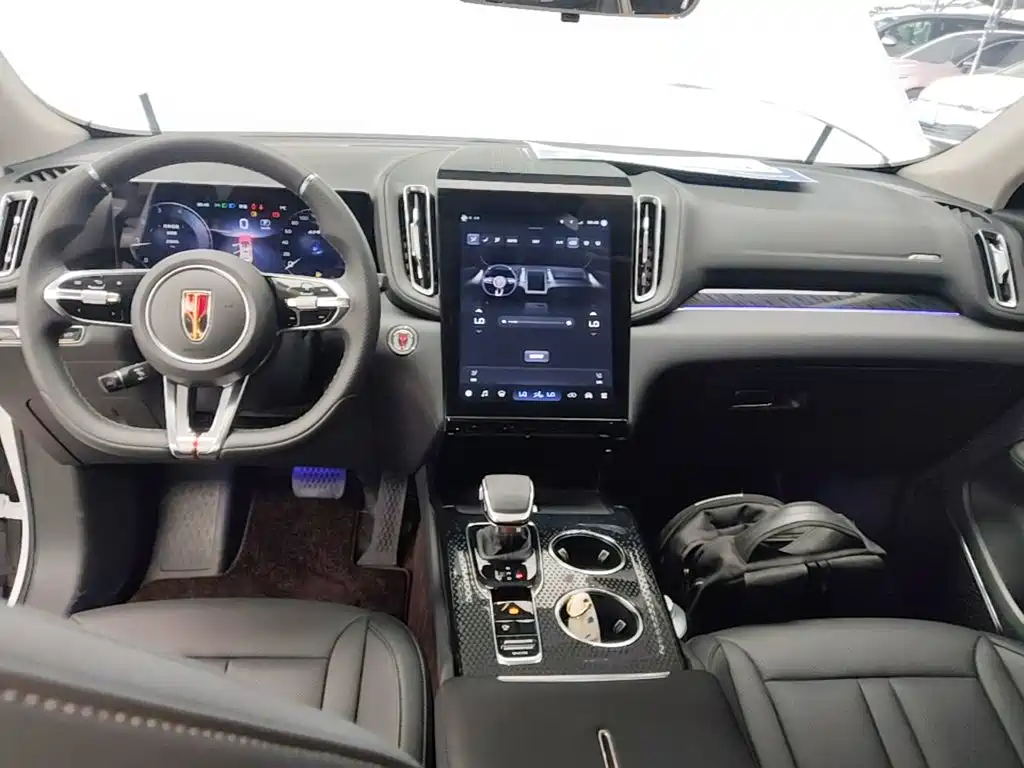 Hongqi Hongqi HS3 — миниатюра 10