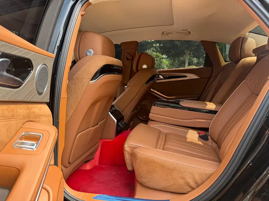 Hongqi H9 2022 2.0T