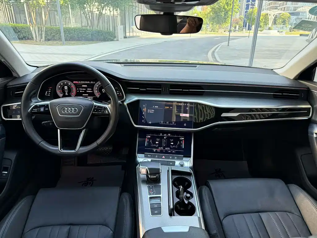 Audi A6L — миниатюра 5