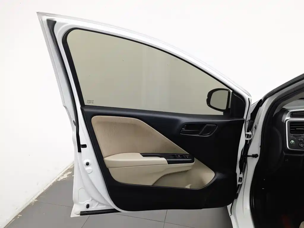 Honda City — миниатюра 8