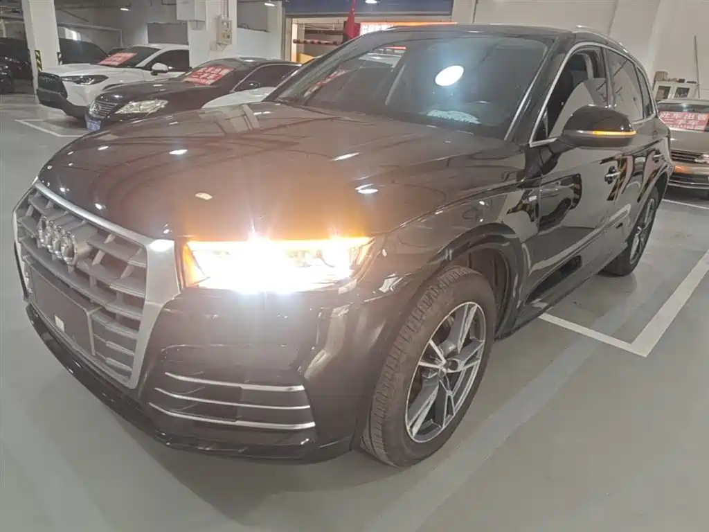 Audi Q5L 2019