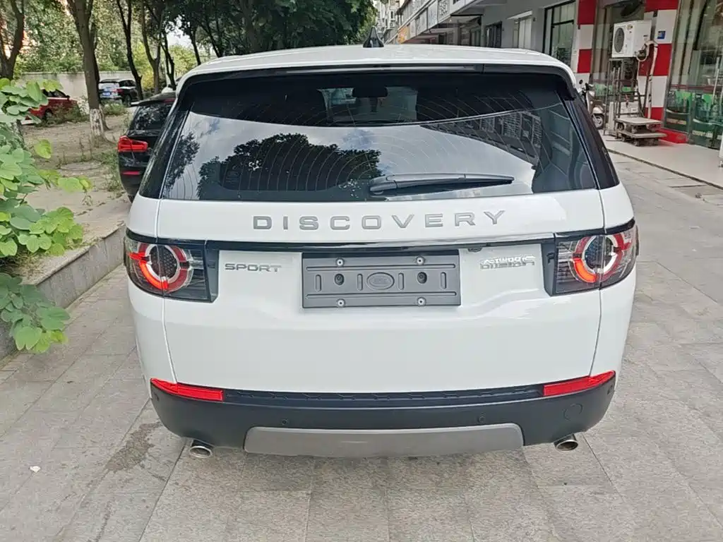 Land Rover Discovery Sport — миниатюра 6