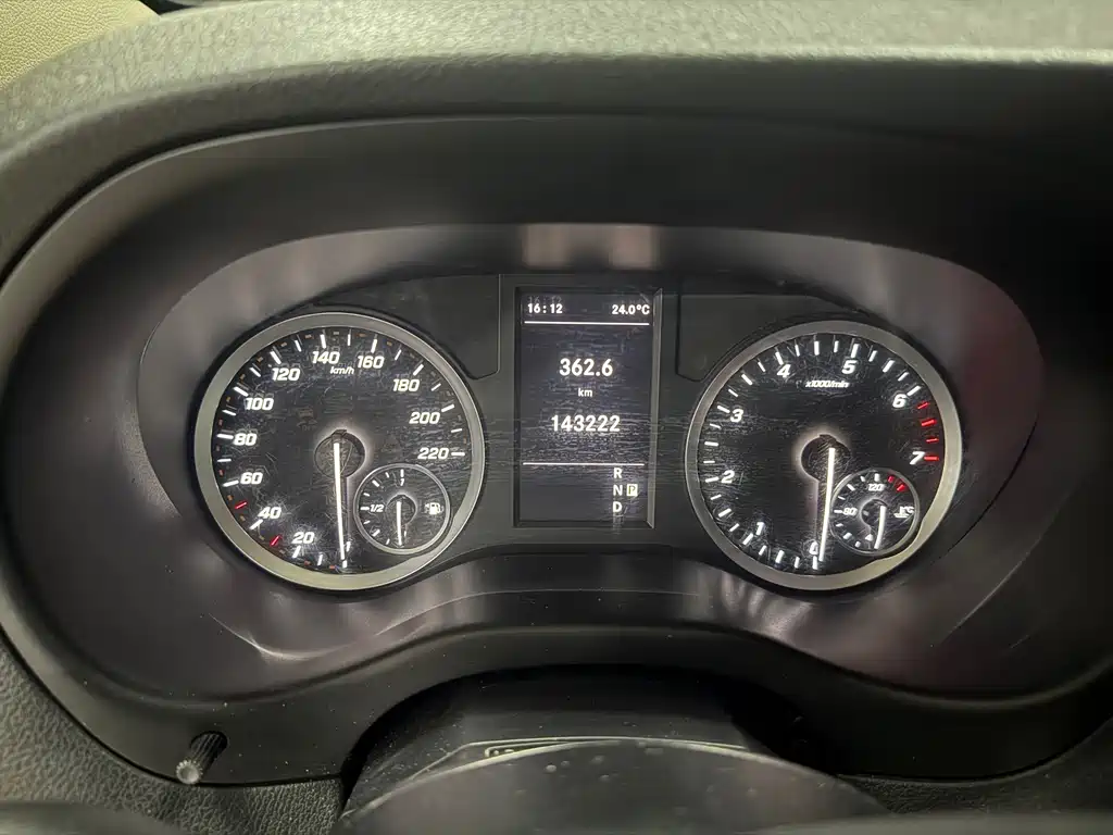 Mercedes-Benz Vito — миниатюра 4
