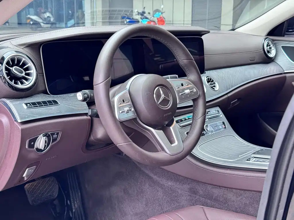 Mercedes-Benz CLS 2018 CLS 300