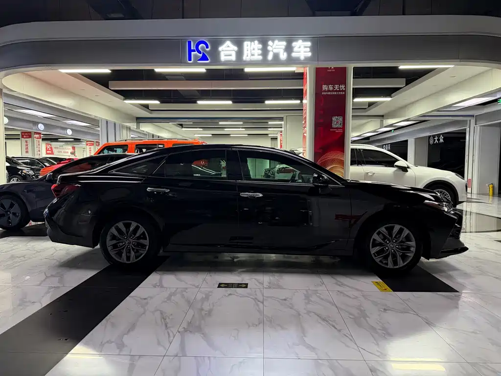 Toyota Avalon — миниатюра 6
