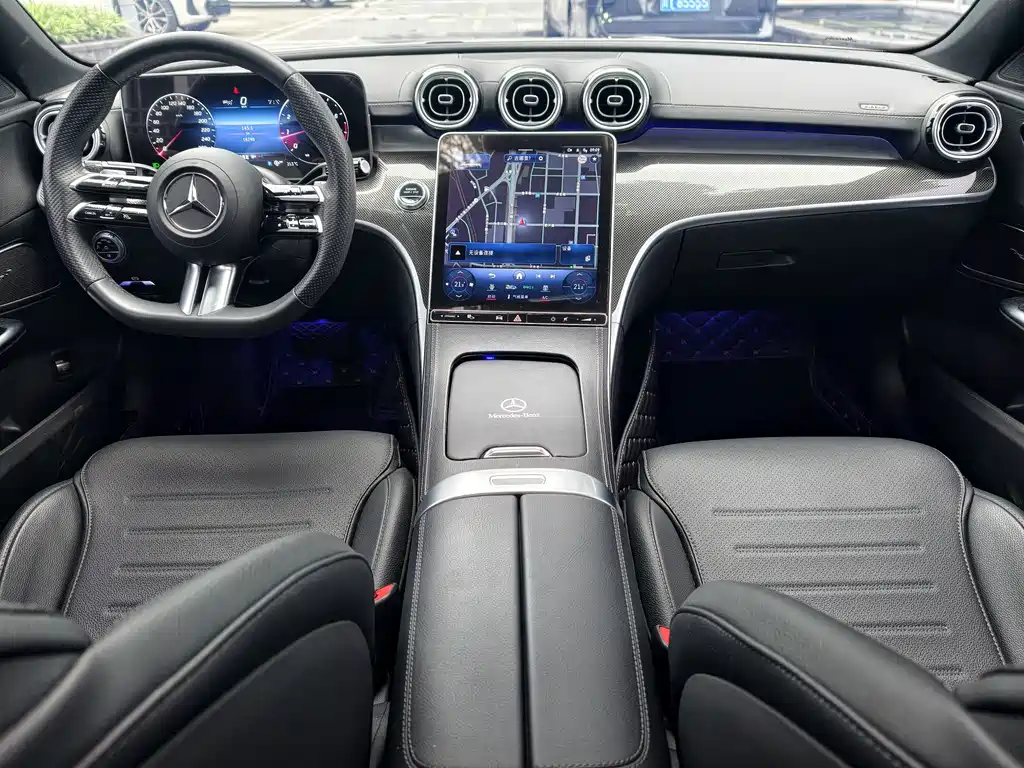 Mercedes-Benz C-Class — миниатюра 8