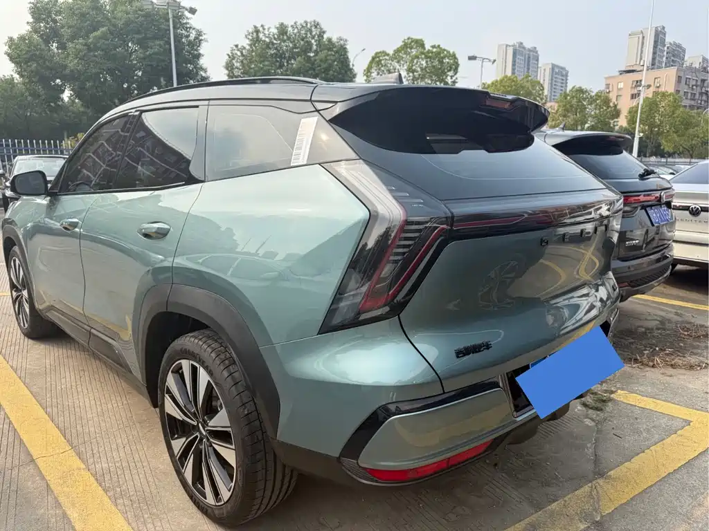 Geely Boyue L — миниатюра 13
