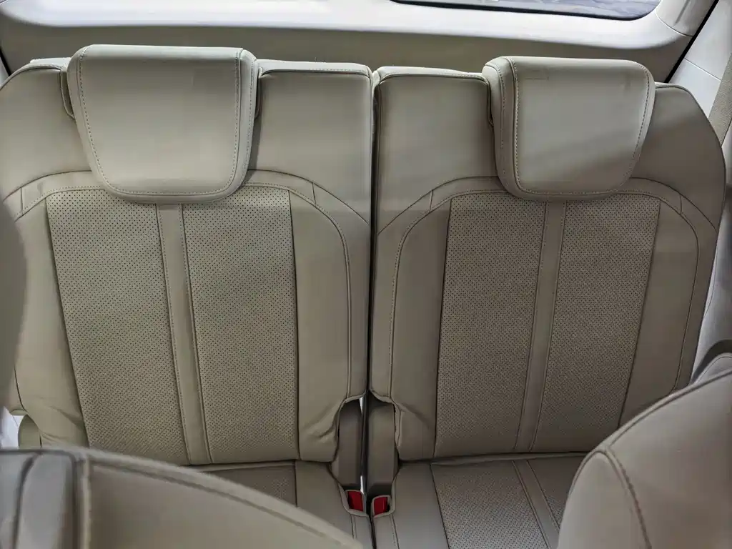 Wuling Victory — миниатюра 12