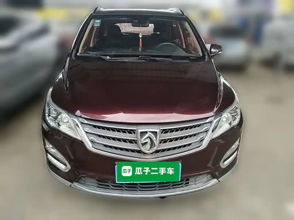 Baojun 560 2016 1.5T MT Elite