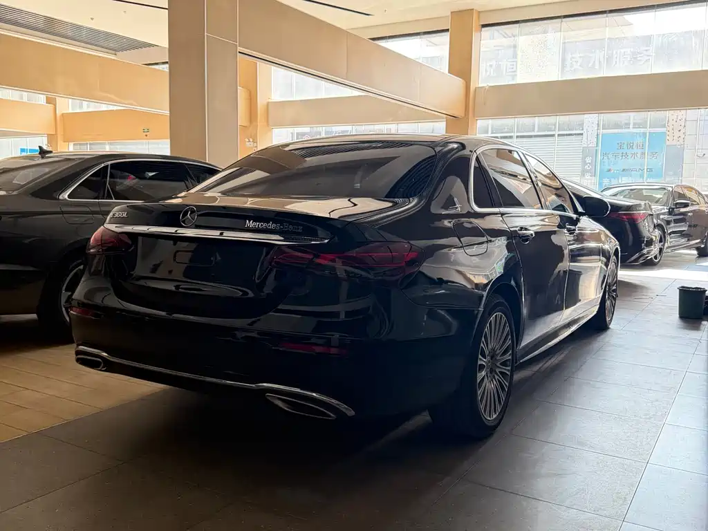 Mercedes-Benz E-Class E 2019 E 300 L Sport Fashion