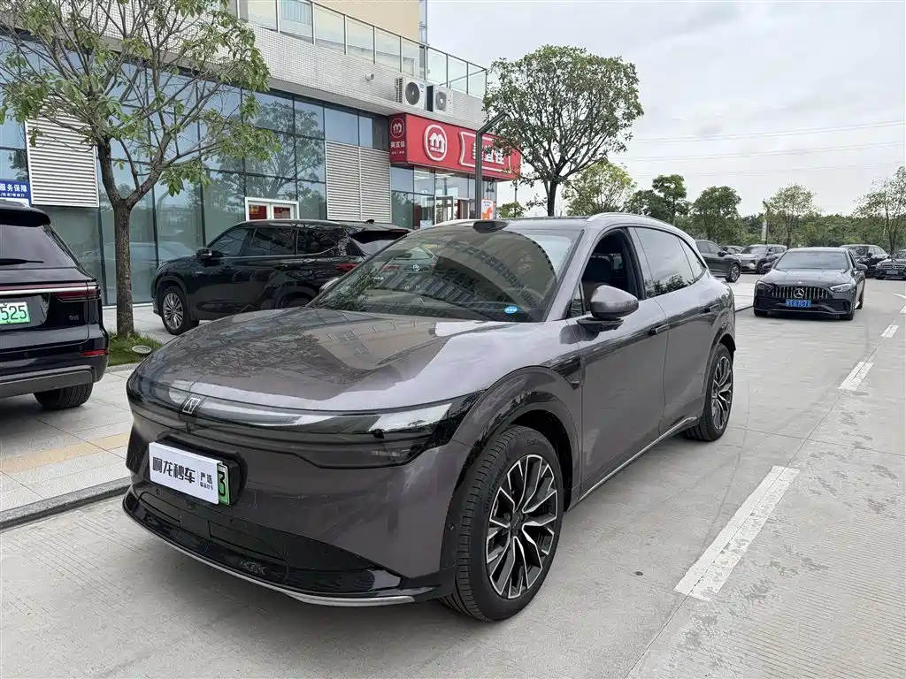 Zeekr 7X 2025