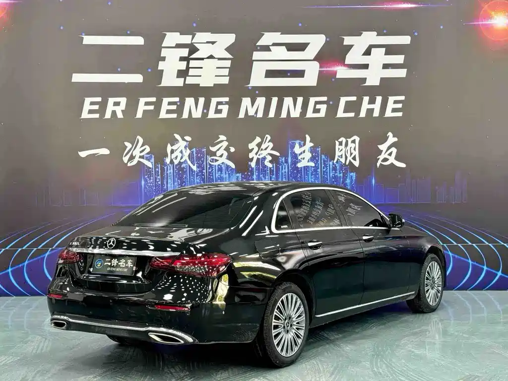 Mercedes-Benz E-Class — миниатюра 4