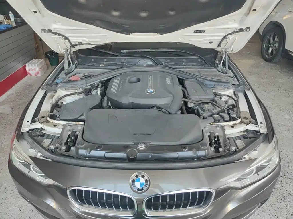 BMW 3 Series — миниатюра 20