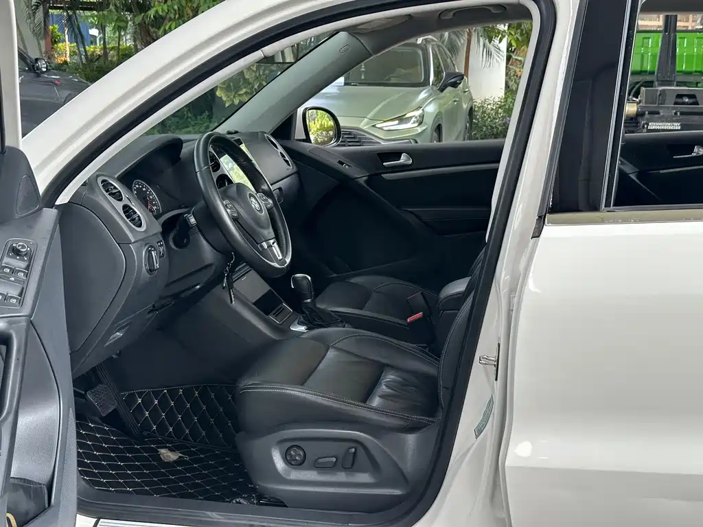 Volkswagen Tiguan — миниатюра 4