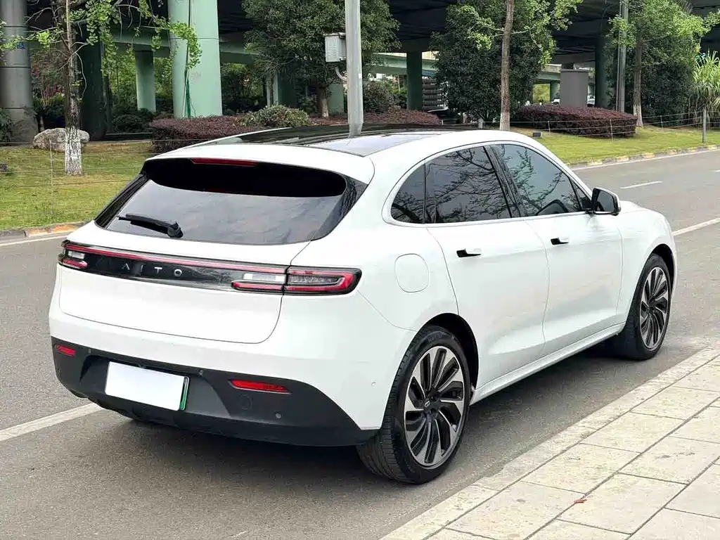 AITO AITO M5 — миниатюра 9
