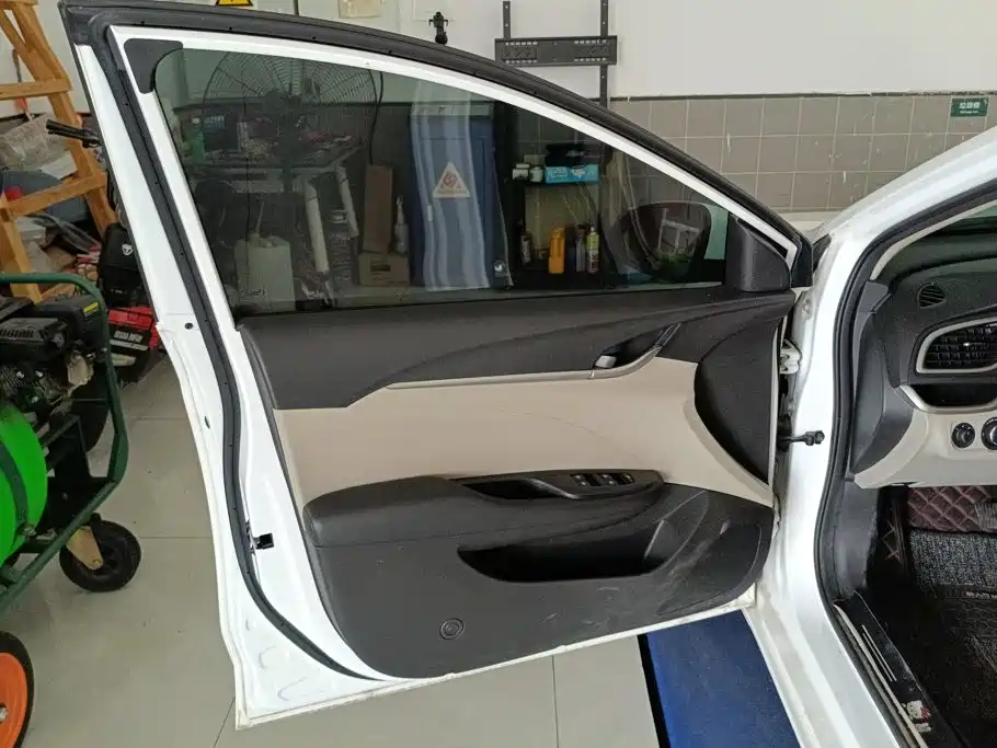 Buick Excelle — миниатюра 7